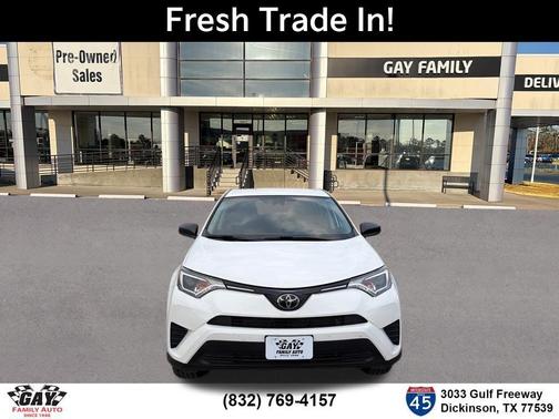 Super White 2018 Toyota RAV4 LE