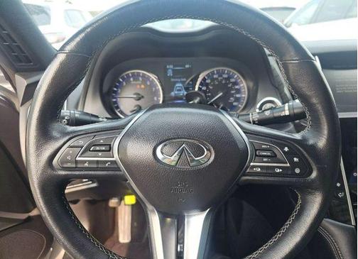 2017 INFINITI Q60 3.0T Premium