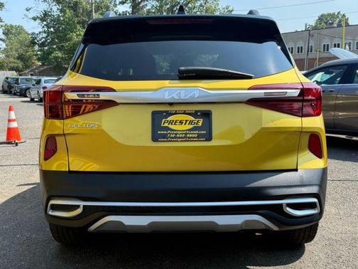 2022 Kia Seltos Nightfall