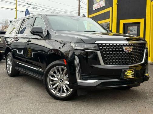 2022 Cadillac Escalade ESV Premium Luxury