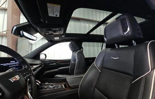 2022 Cadillac Escalade ESV Premium Luxury