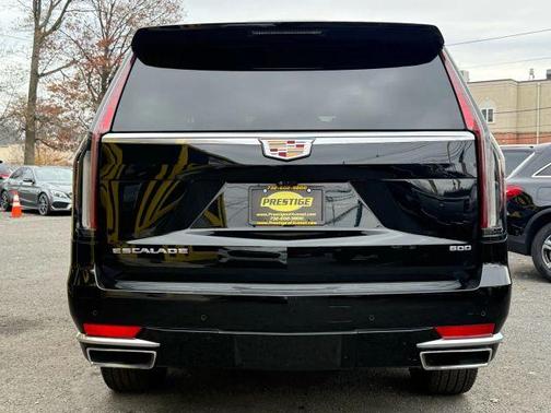 2022 Cadillac Escalade ESV Premium Luxury
