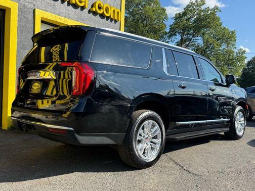 2021 GMC Yukon XL SLT