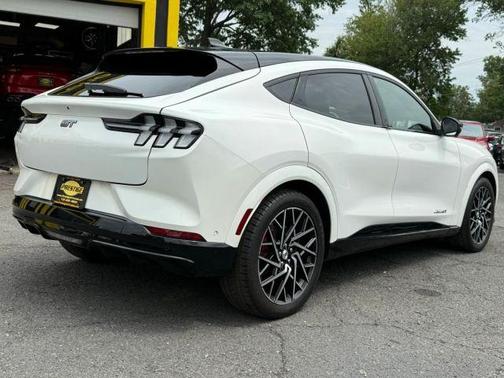 2021 Ford Mustang Mach-E GT