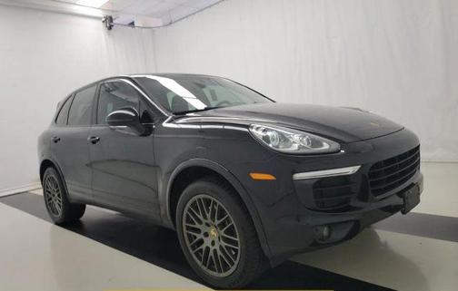 2017 Porsche Cayenne Platinum Edition