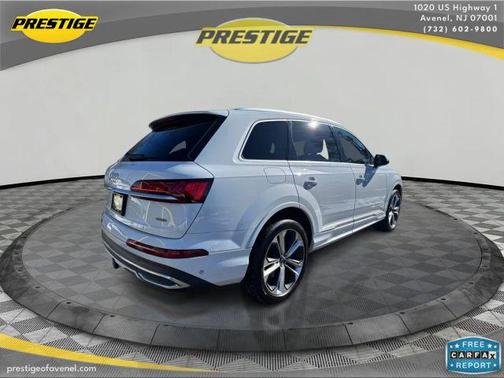 2021 Audi Q7 55 Premium Plus