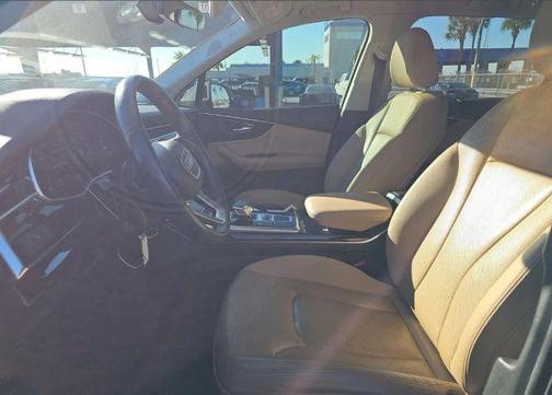 2021 Audi Q7 55 Premium Plus