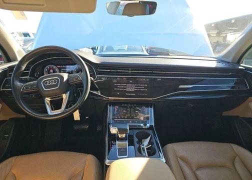 2021 Audi Q7 55 Premium Plus