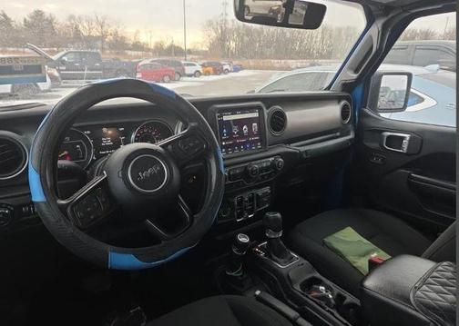 2021 Jeep Gladiator Sport