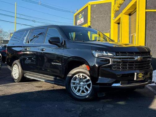 2022 Chevrolet Suburban LT