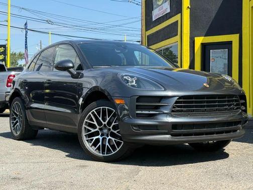 2020 Porsche Macan Base