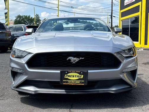 2022 Ford Mustang EcoBoost Premium