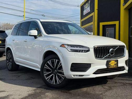 2022 Volvo XC90 T6 Momentum 6 Passenger