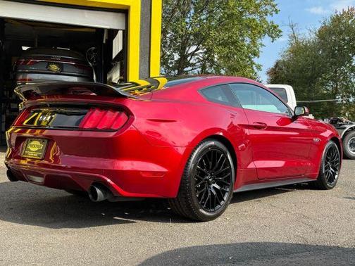 2017 Ford Mustang GT