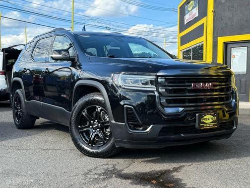 2022 GMC Acadia AT4