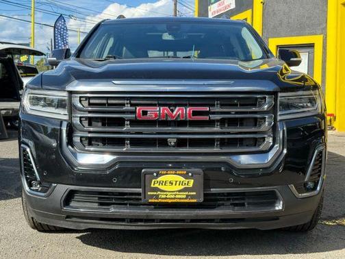 2022 GMC Acadia AT4