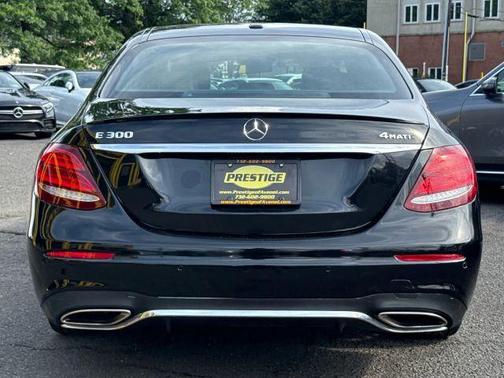 2017 Mercedes-Benz E-Class E 300 4MATIC