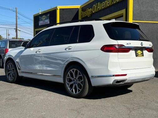 2021 BMW X7 xDrive40i