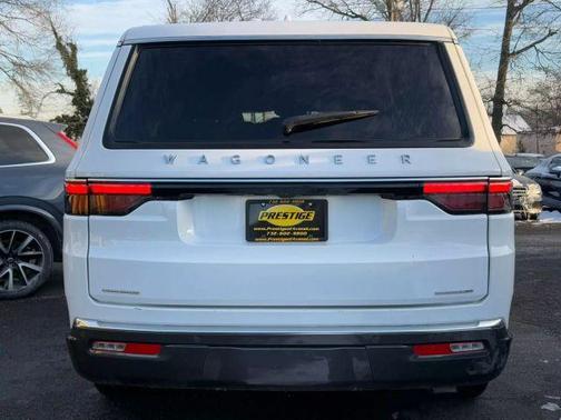 2022 Jeep Wagoneer Series III