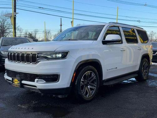 2022 Jeep Wagoneer Series III