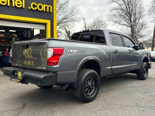 2017 Nissan Titan XD PRO-4X