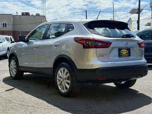 2020 Nissan Rogue Sport S