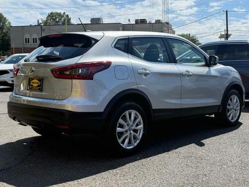 2020 Nissan Rogue Sport S