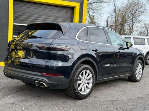 2019 Porsche Cayenne Base