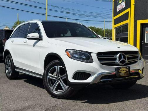 2018 Mercedes-Benz GLC 300 Base 4MATIC