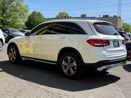 2018 Mercedes-Benz GLC 300 Base 4MATIC