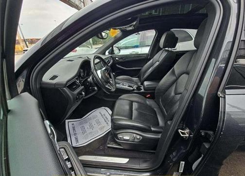 2017 Porsche Macan S