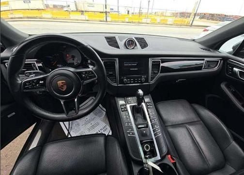 2017 Porsche Macan S