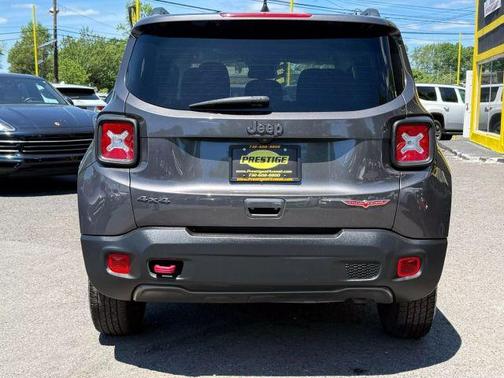 2020 Jeep Renegade Trailhawk
