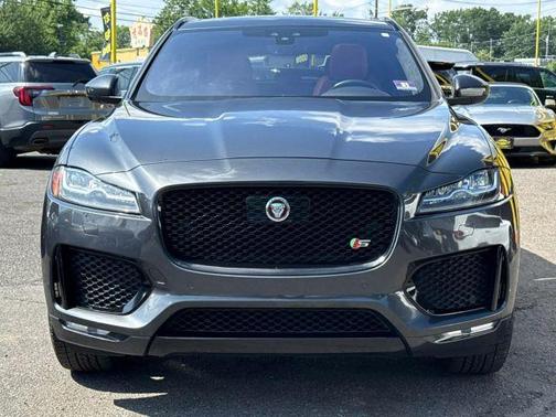 2019 Jaguar F-PACE S