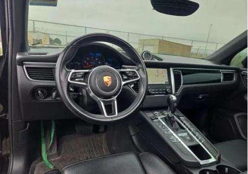 Black 2018 Porsche Macan S