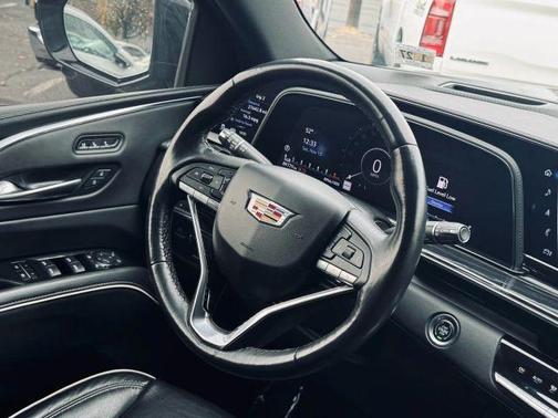 2022 Cadillac Escalade ESV Sport