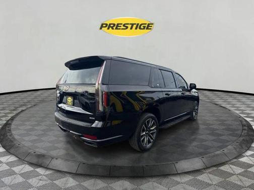 2022 Cadillac Escalade ESV Sport