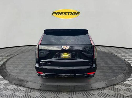 2022 Cadillac Escalade ESV Sport