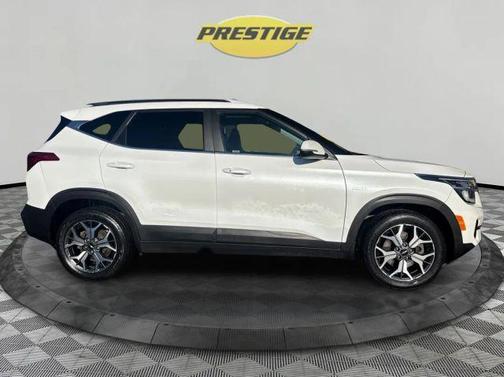 2022 Kia Seltos EX