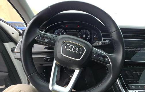 Carrara White 2020 Audi Q7 55 Premium Plus