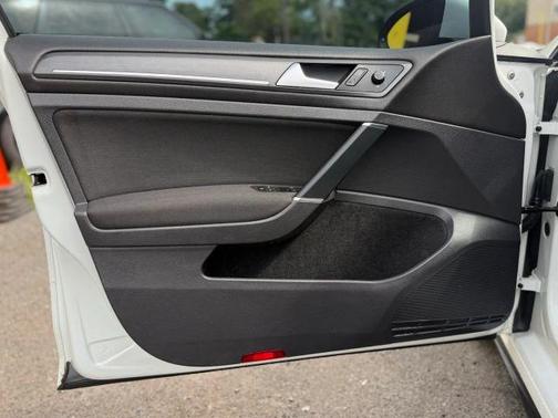 2020 Volkswagen Golf GTI 2.0T S