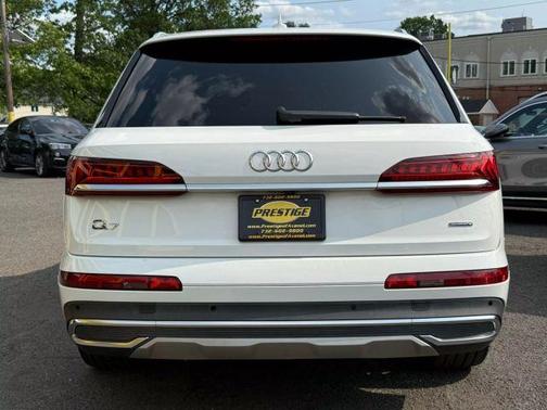 2020 Audi Q7 55 Premium Plus