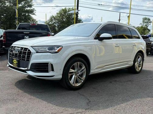 2020 Audi Q7 55 Premium Plus