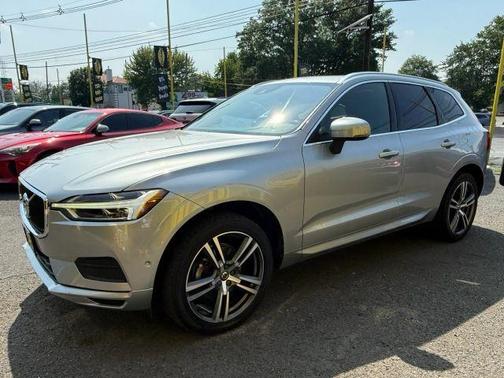 2018 Volvo XC60 T5 Momentum