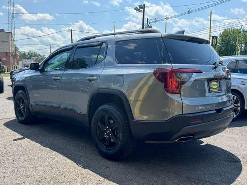 2020 GMC Acadia AT4
