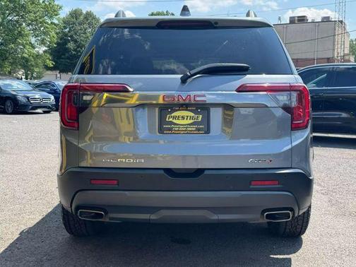 2020 GMC Acadia AT4