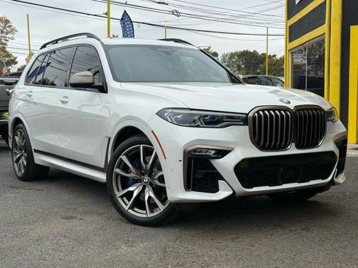 2021 BMW X7 M50i