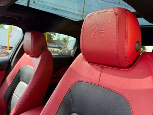 2018 Jaguar F-PACE S