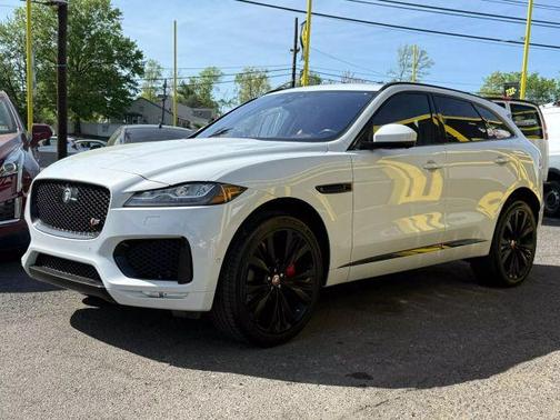 2018 Jaguar F-PACE S