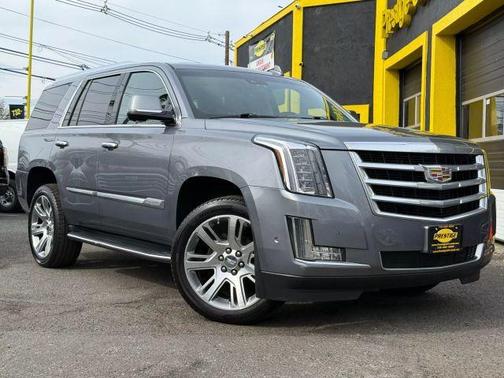 2018 Cadillac Escalade Luxury